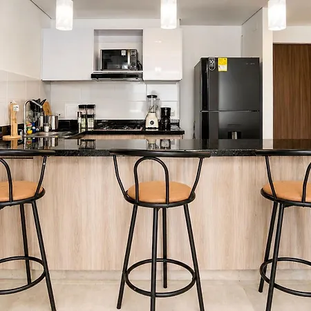 Moderno En Serena Del Mar Con Balcón. Ideal Familias Y Grupos * Cartagena